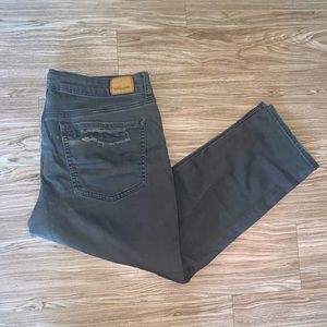 American Eagle Tomgirl Jean